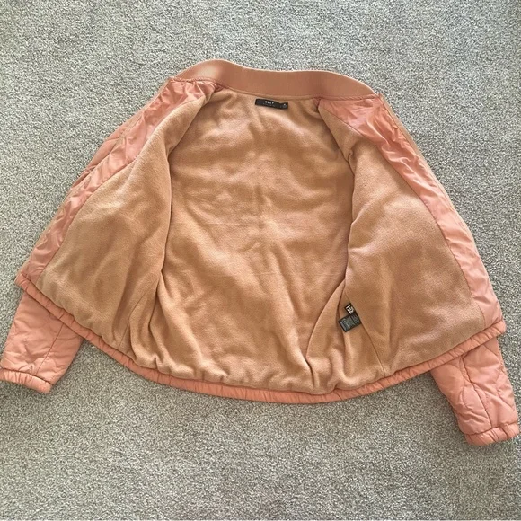 Obey Quilted Pink / Peach Embroidered Logo Puffer Jacket size Medium - Picture 7 of 12